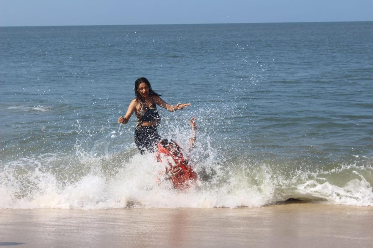 Peace And Love Beach Homestay Alappuzha Exteriör bild