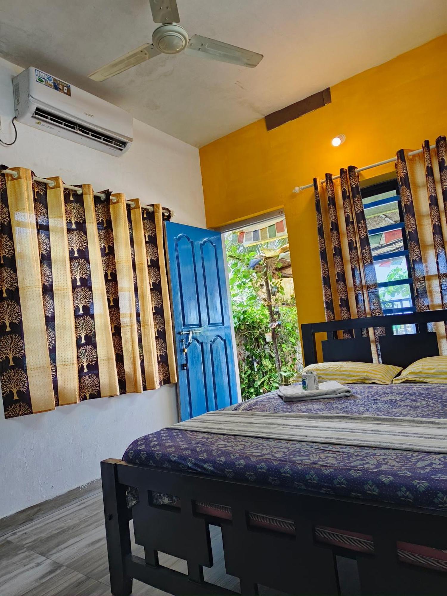 Peace And Love Beach Homestay Alappuzha Exteriör bild